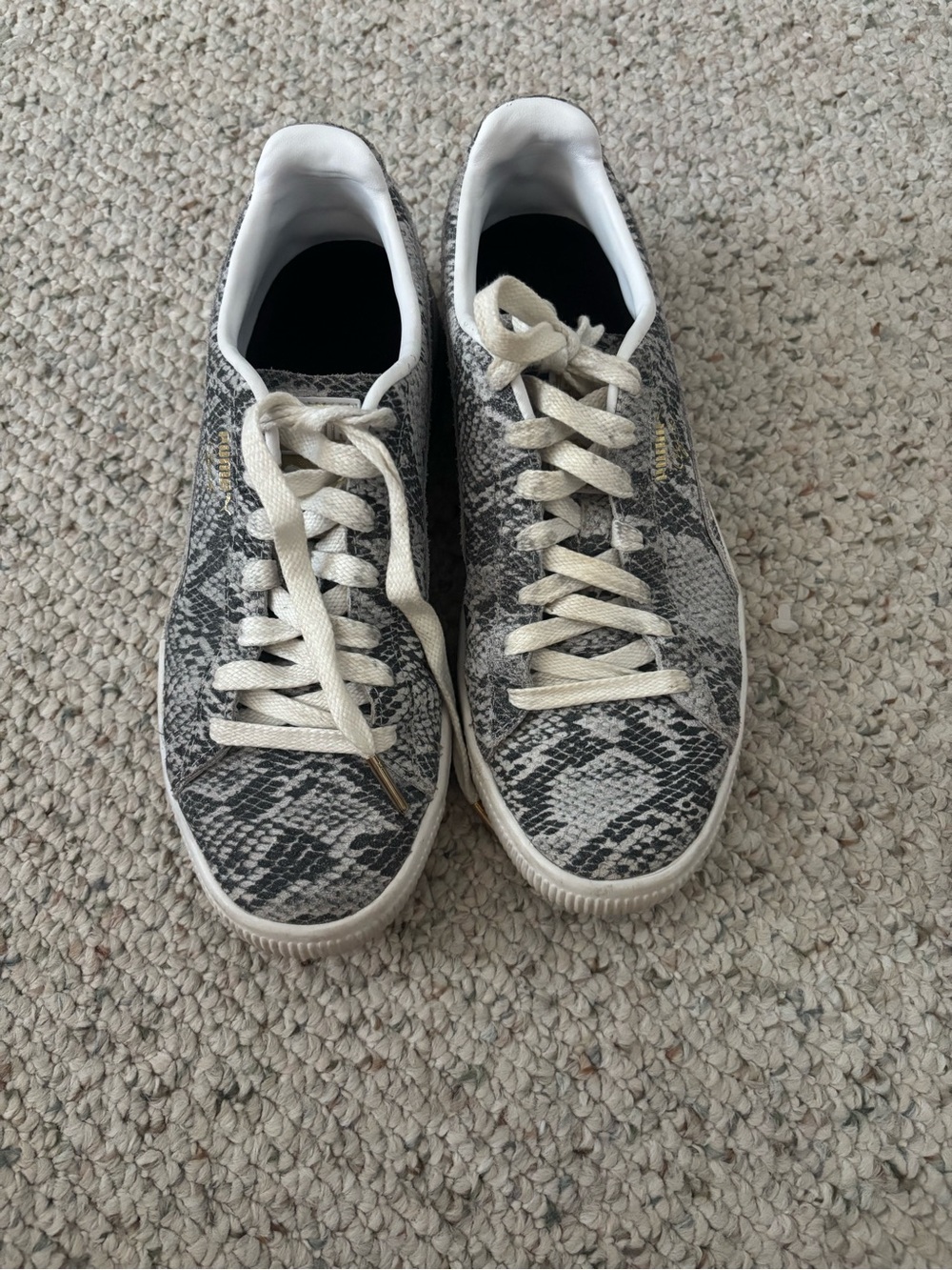 Puma White Snakeskin Low-Top Sneakers with Black Insole